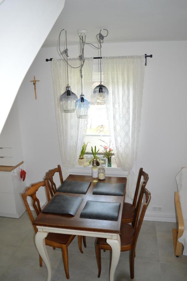 Bialy Domek Tylmanowa Esterno foto